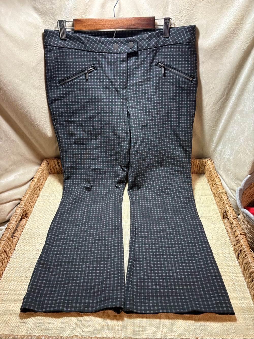 Time and Tru Size 14 Checkered Ponte Flare Pants Black Gray Green